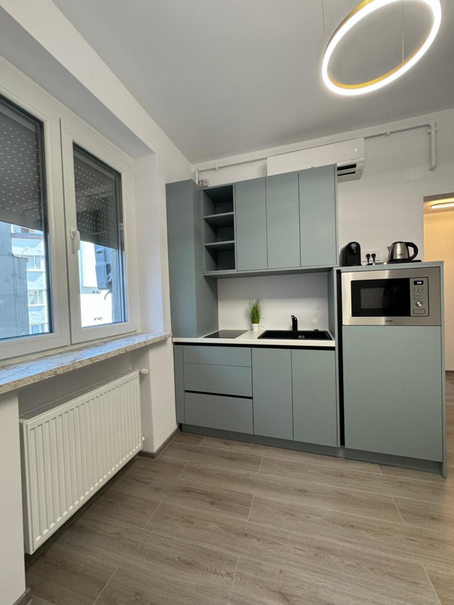 Central Suite Bukarest Exteriör bild