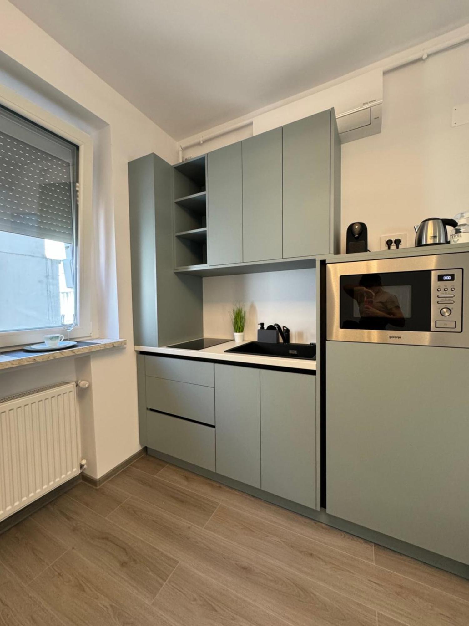 Central Suite Bukarest Exteriör bild