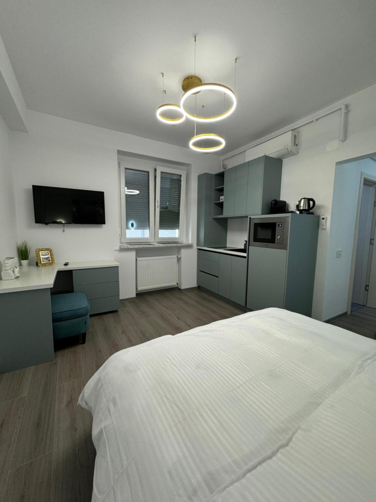 Central Suite Bukarest Exteriör bild