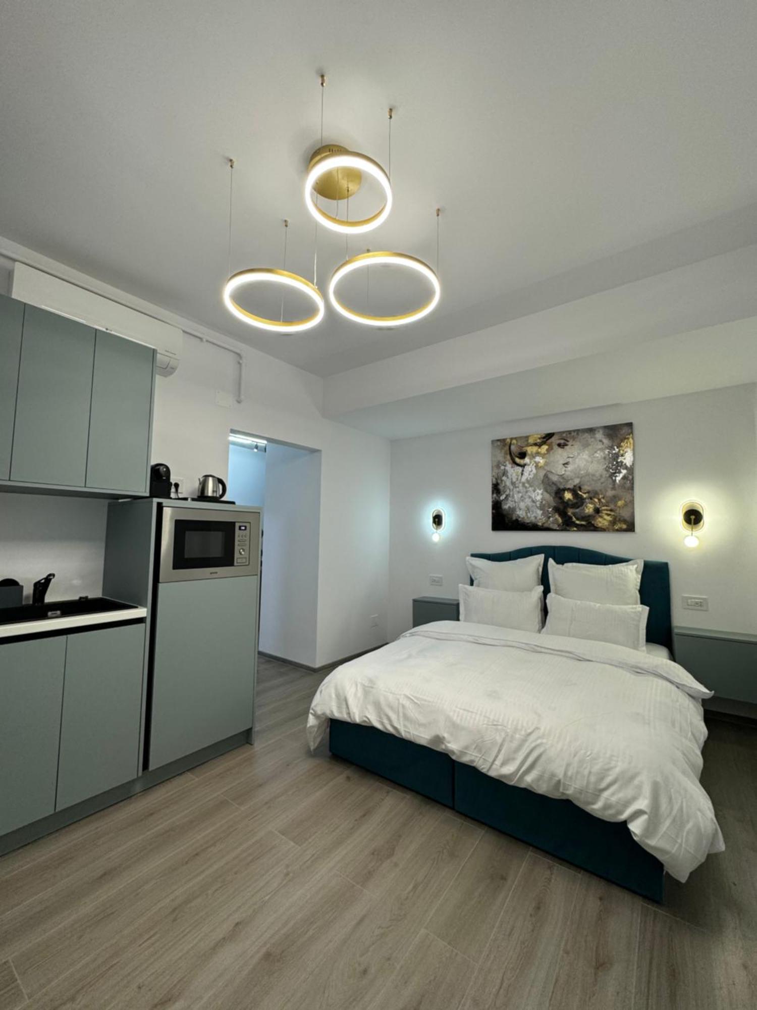 Central Suite Bukarest Exteriör bild
